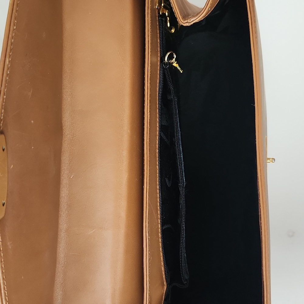 Salvatore Ferragamo Leather Handbag - Picture 8 of 10